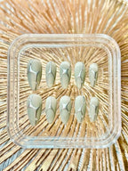 Sandy Beige（沙丘米白）