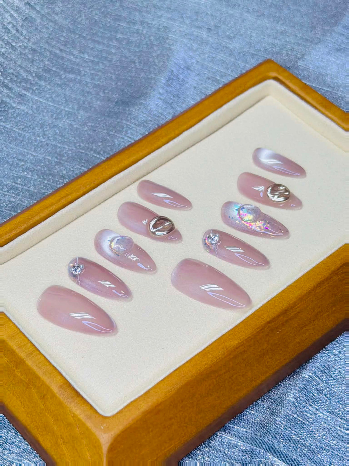 Glazed Emerald Pink (琉璃翡翠粉)