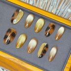 Royal Amber Diamond (皇家琥珀流鑽)