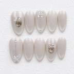 Milky Cat Eye Nails(冰透白猫眼)
