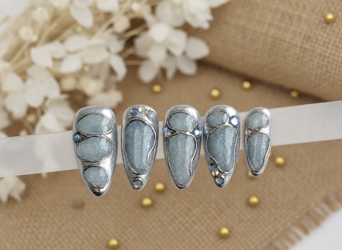 Jade Silver Light(碧玉銀光)