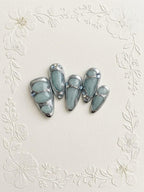 Jade Silver Light(碧玉銀光)