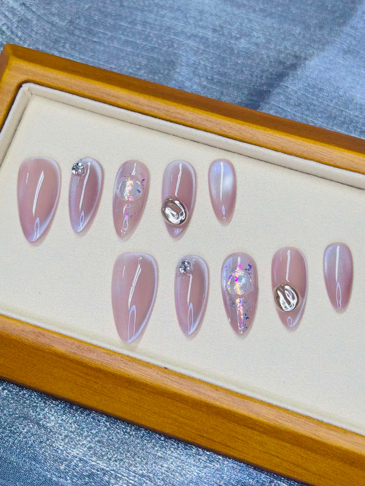 Glazed Emerald Pink (琉璃翡翠粉)