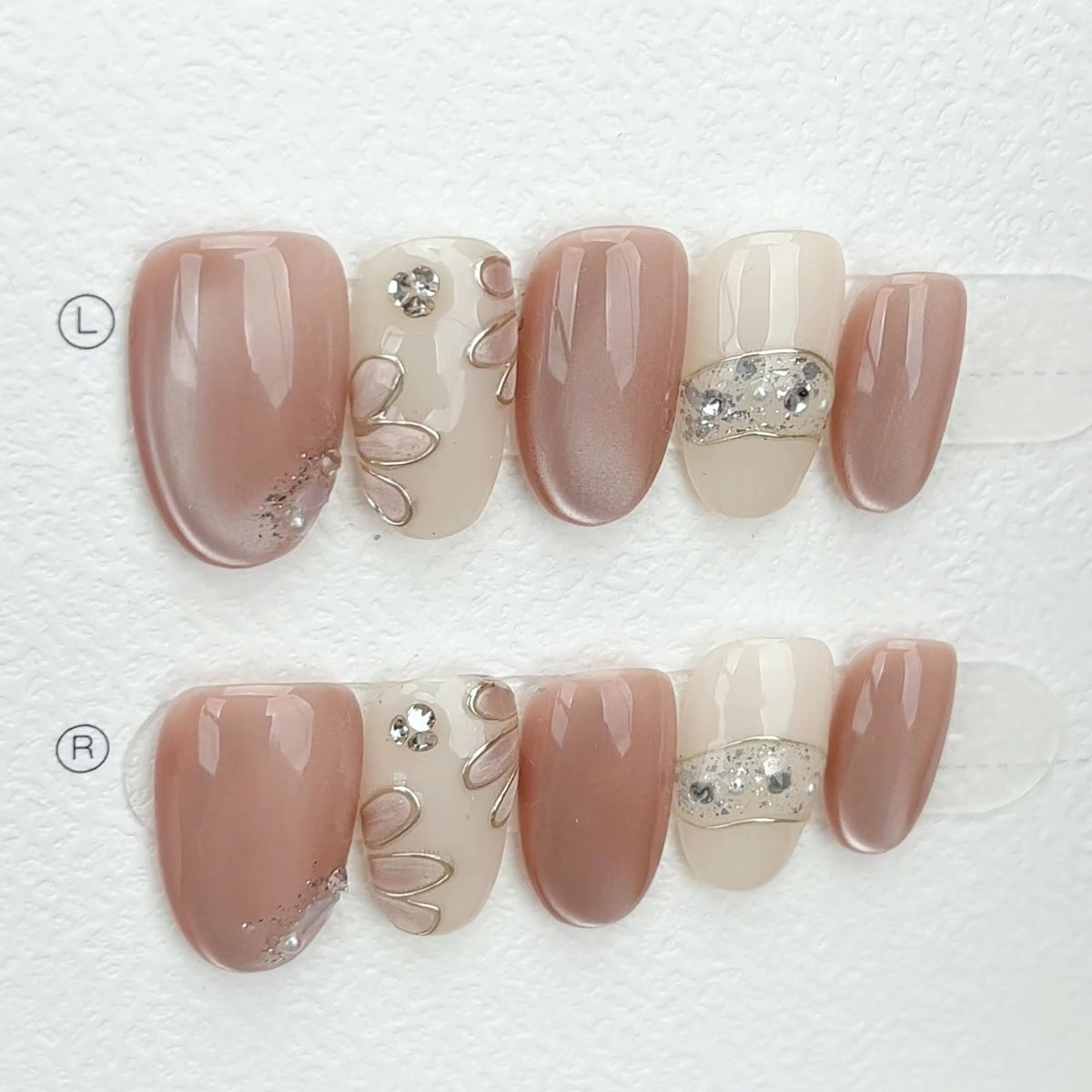 Dewy Petal Gold (晨露粉白金花)