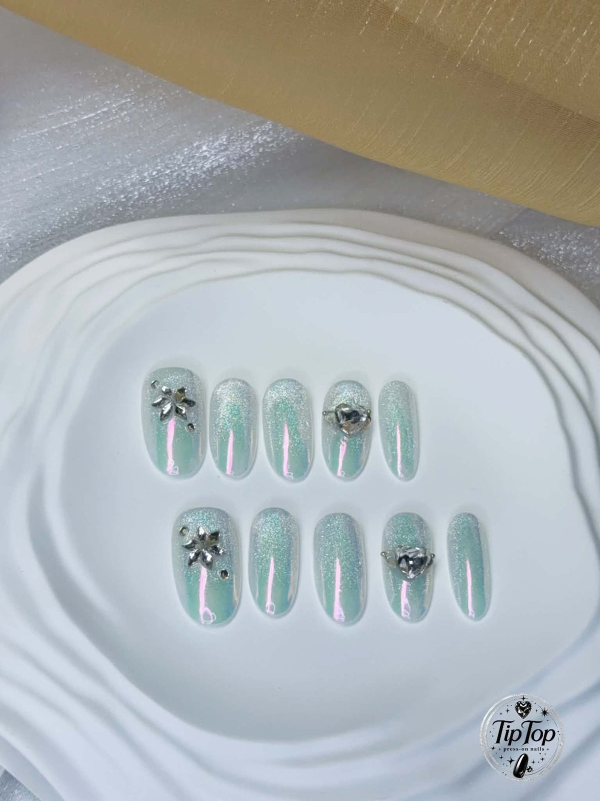 Icy Dusk Crystal (冰晶暮色水晶)